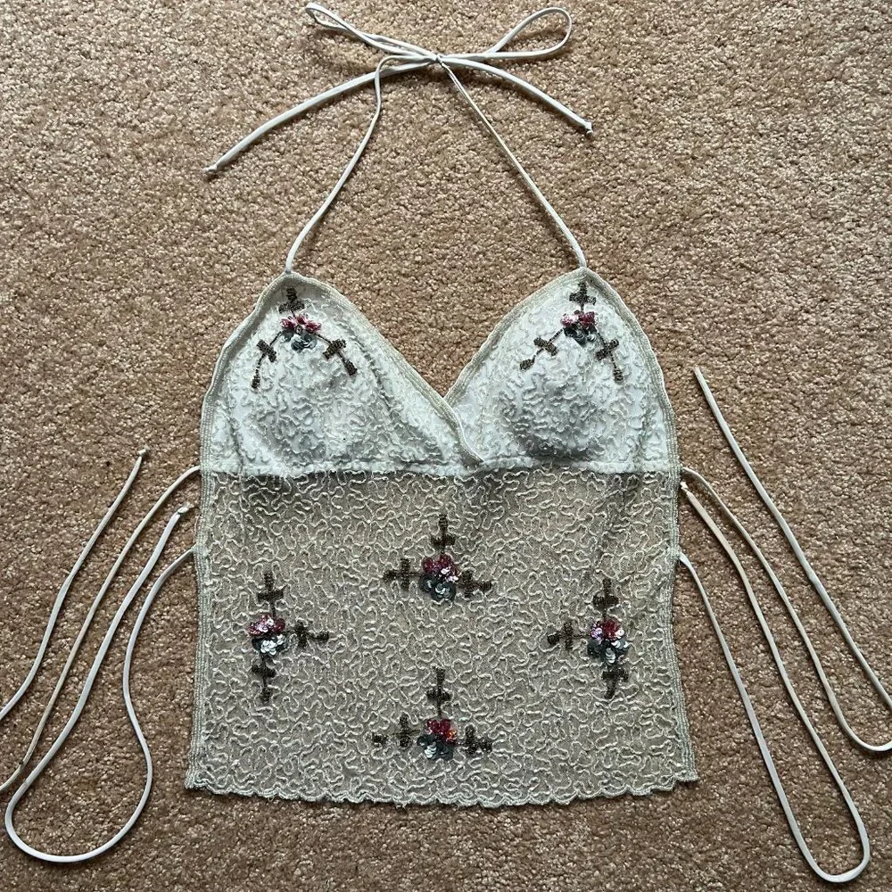 Vintage White Floral Beaded Halter Tie Open Back Top - Picture 5 of 9